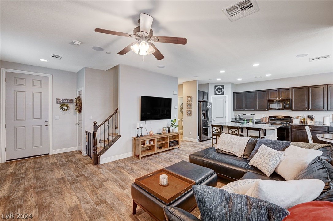 10112 Trumbull Point Court
