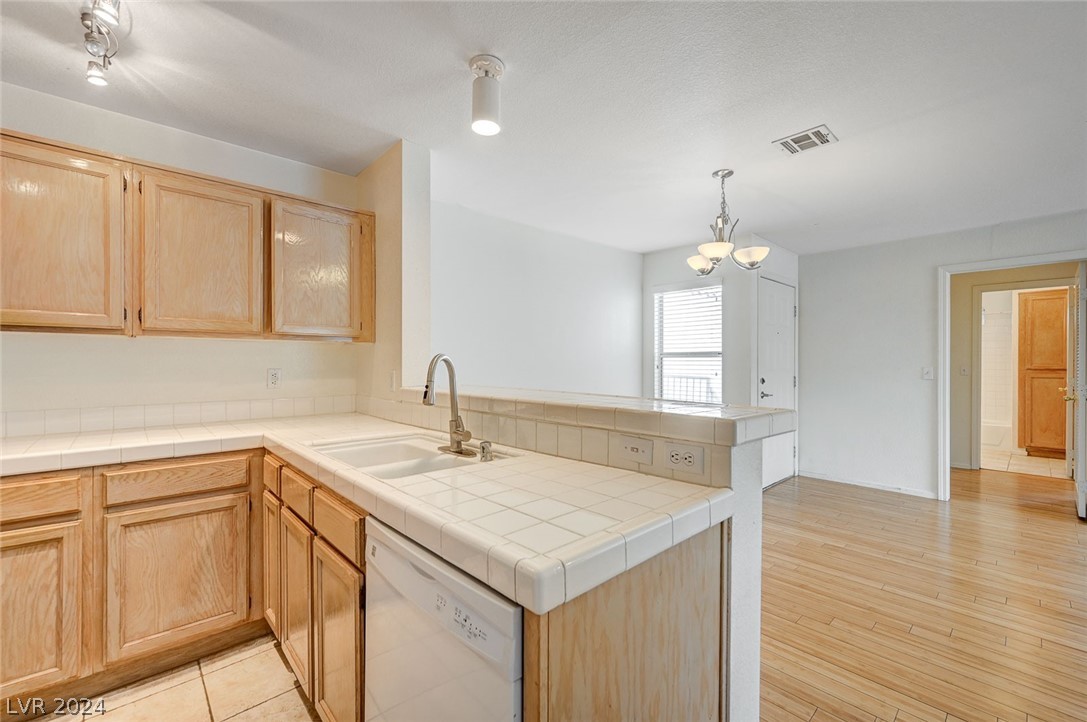 8452 Boseck Drive 217