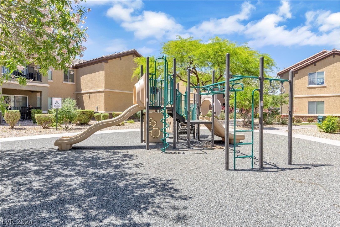6868 Sky Pointe Drive 2138