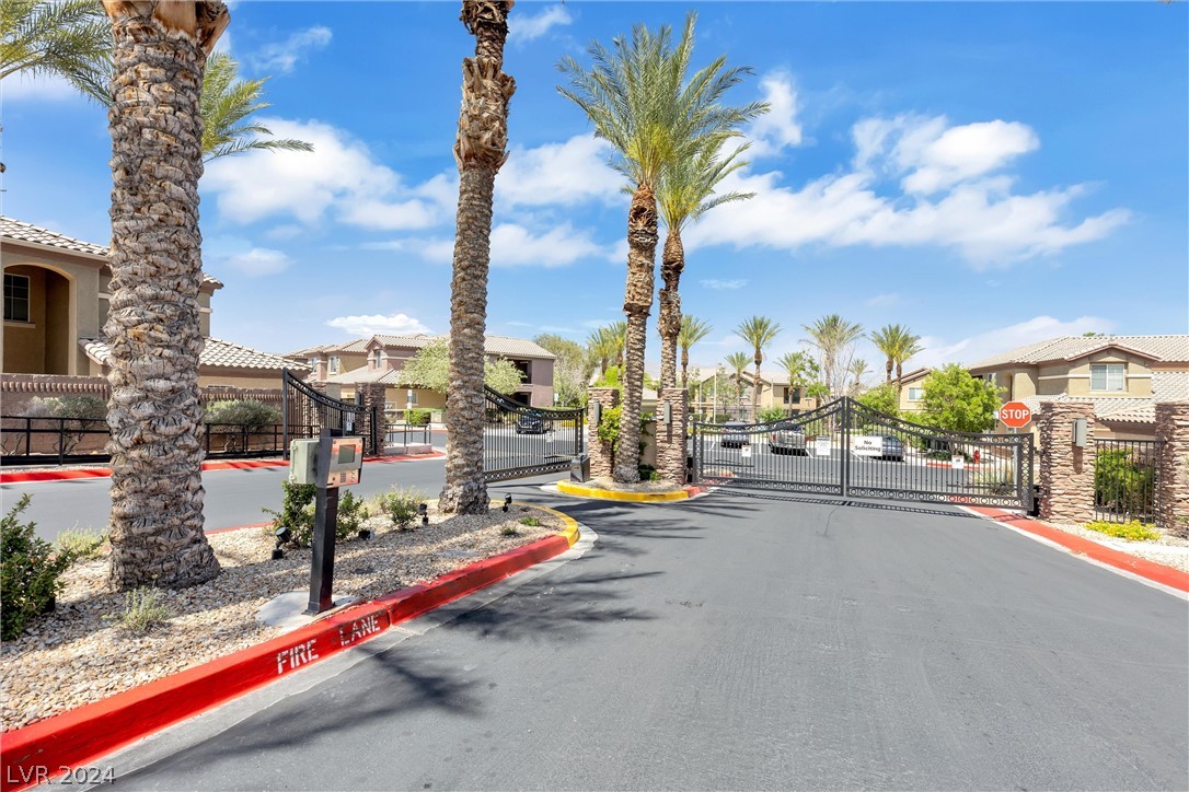 6868 Sky Pointe Drive 2138