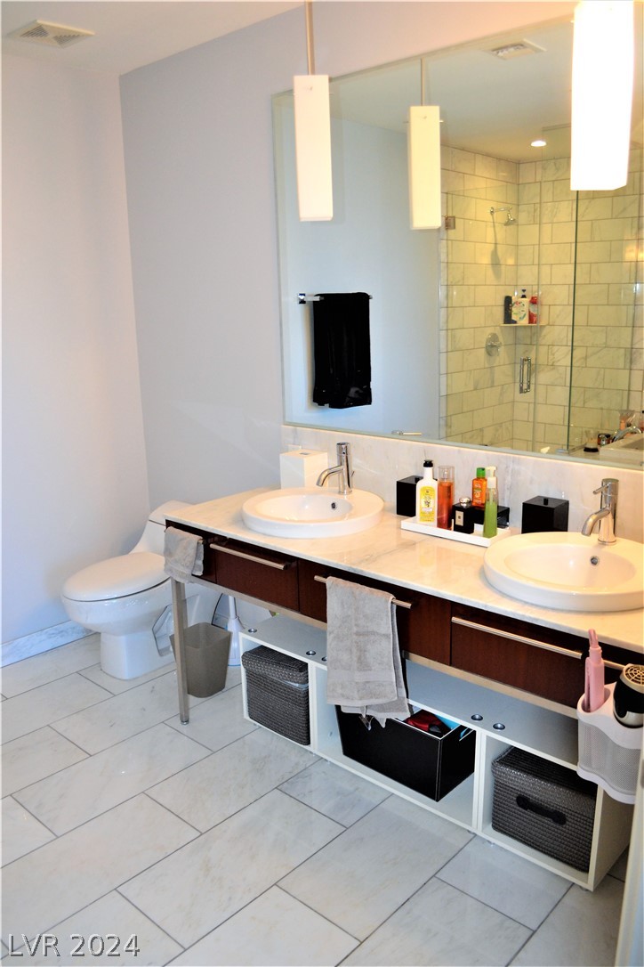 4471 Dean Martin Drive 2502