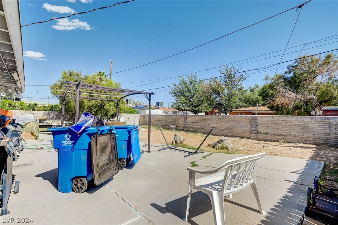 916 Canosa Avenue