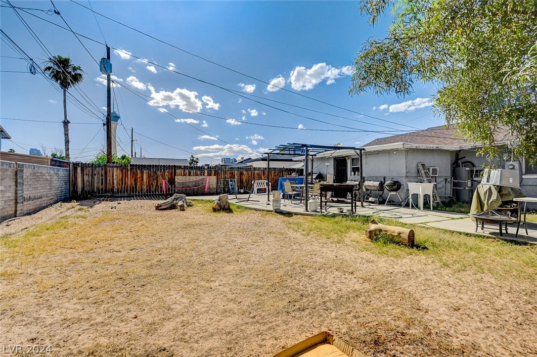 916 Canosa Avenue