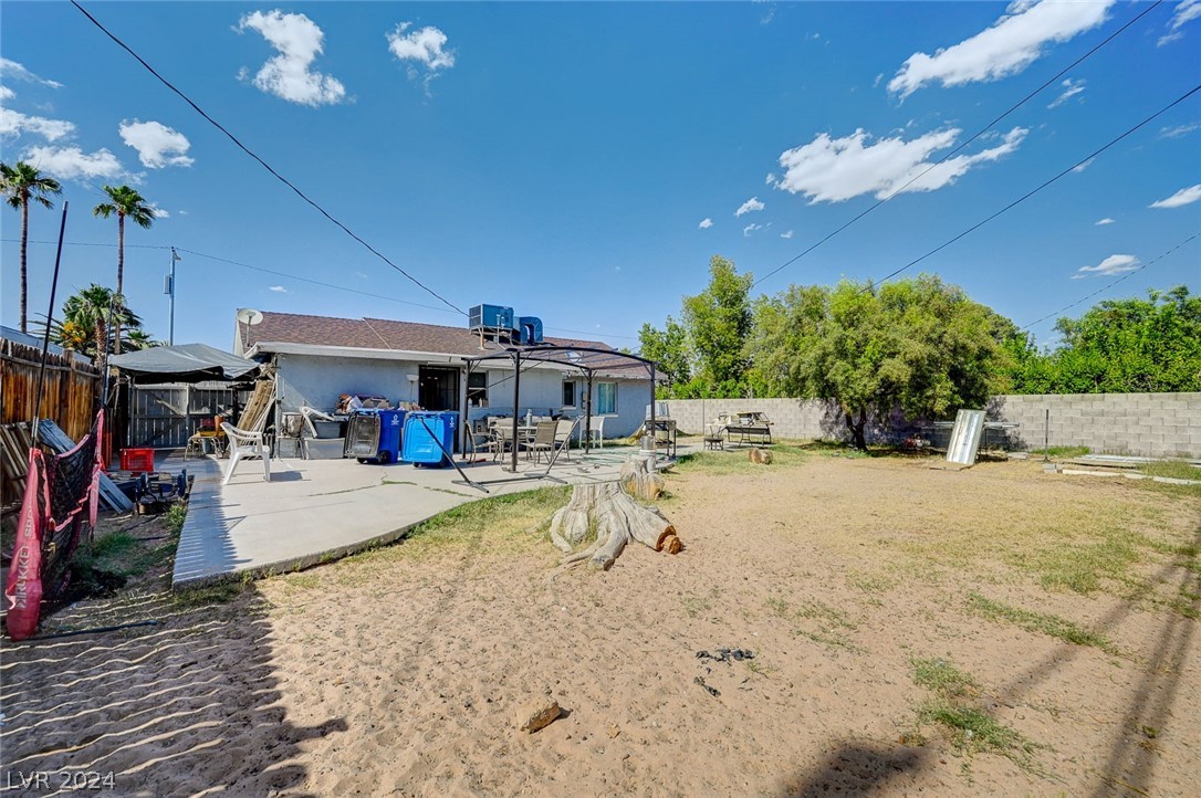 916 Canosa Avenue