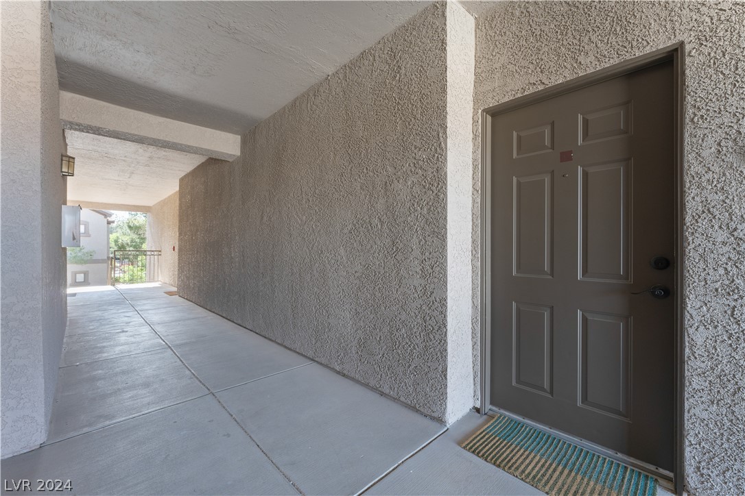 8250 North Grand Canyon Drive 2098