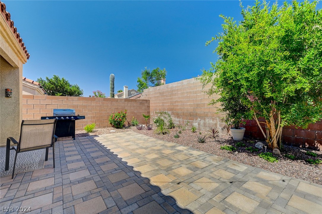 262 Casa Robles Street