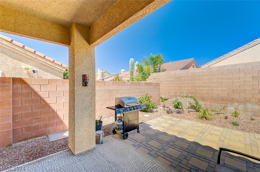 262 Casa Robles Street