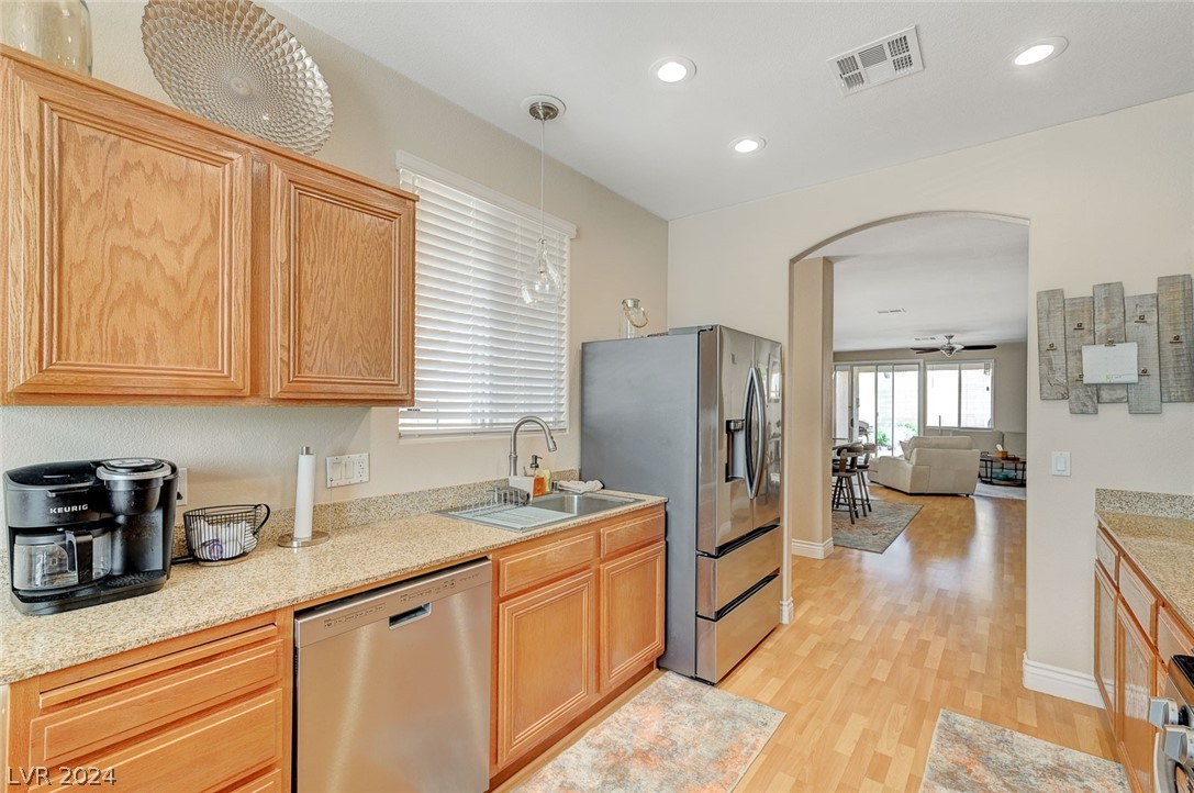 262 Casa Robles Street