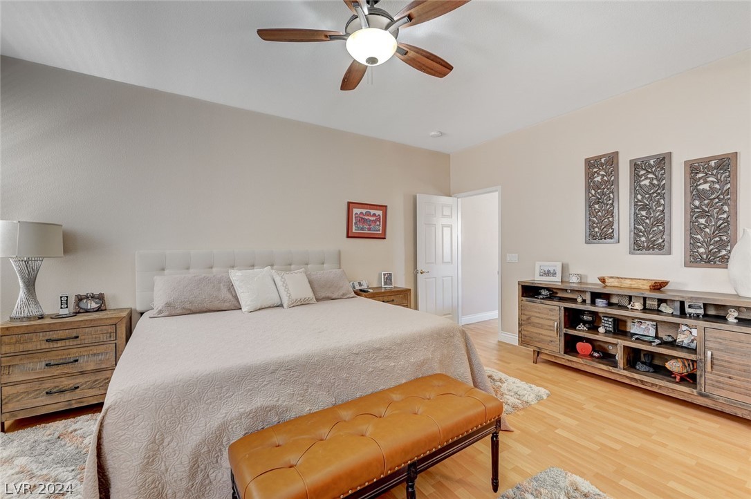 262 Casa Robles Street