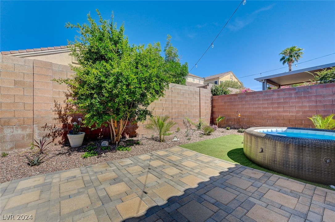 262 Casa Robles Street