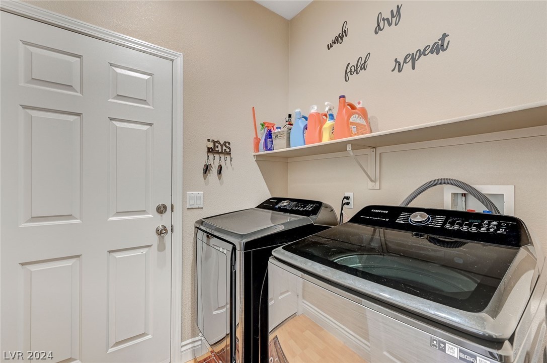 262 Casa Robles Street