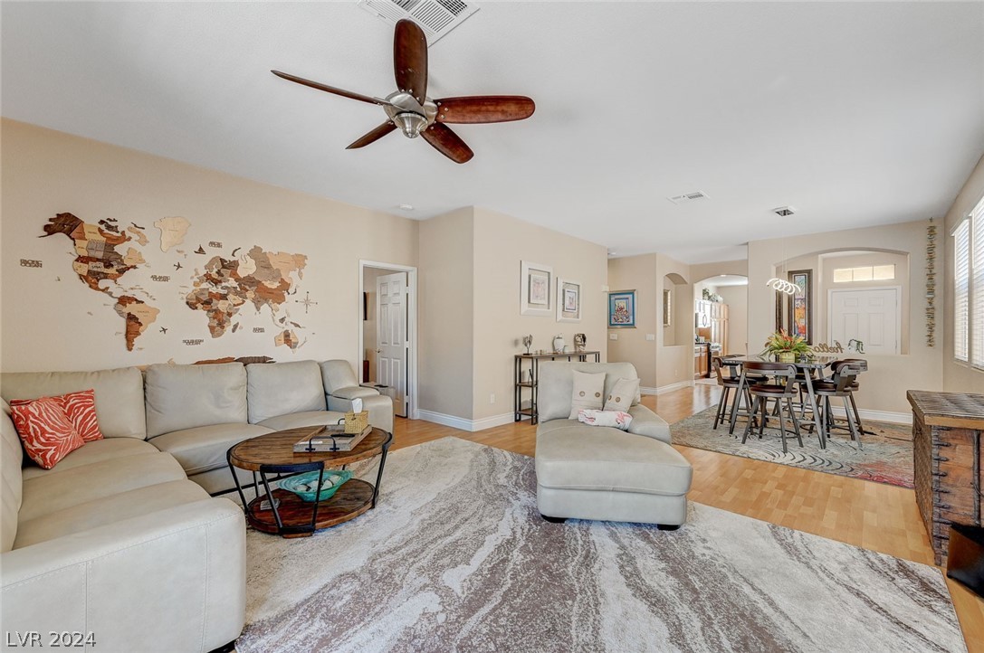 262 Casa Robles Street