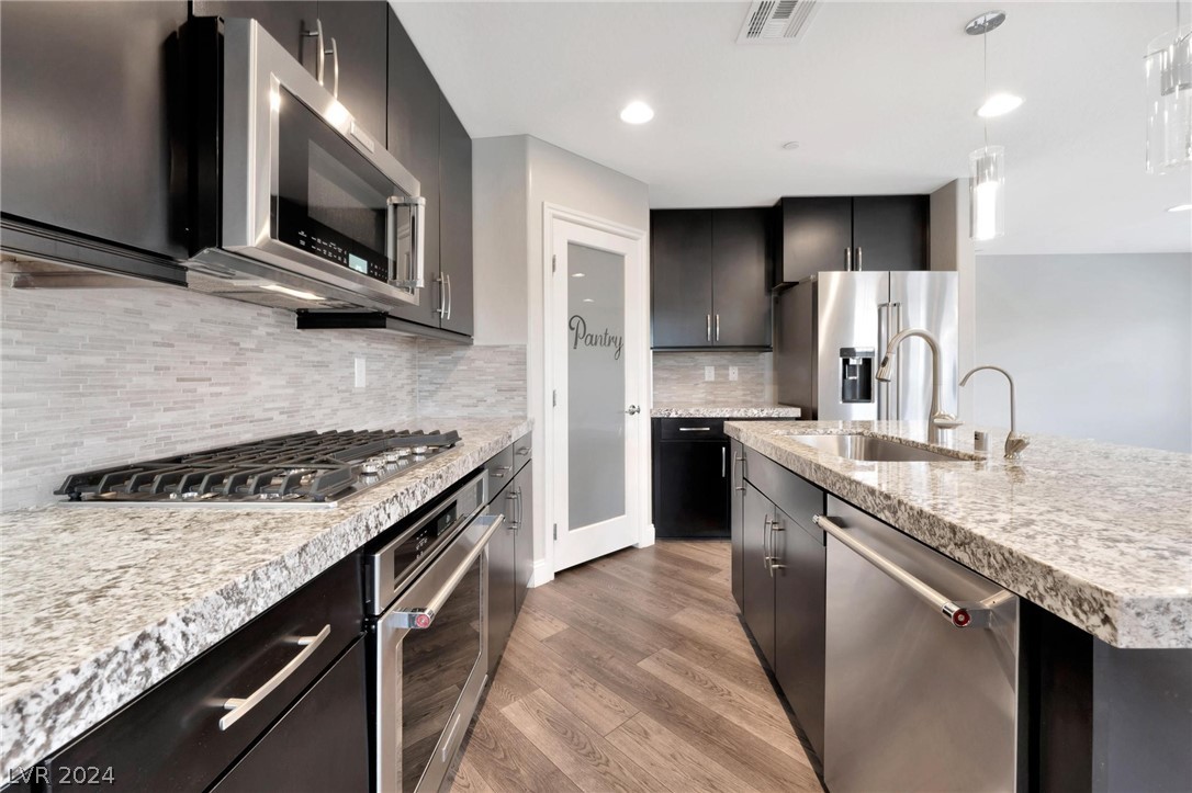 9947 Sable Point Street