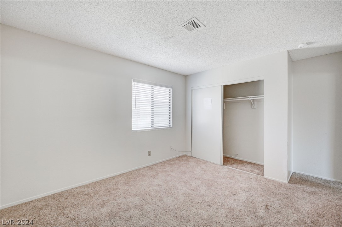 4300 North Lamont Street 253