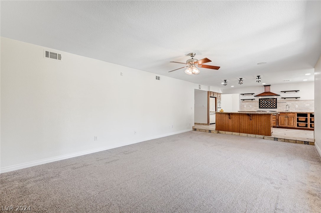 2905 High View Drive