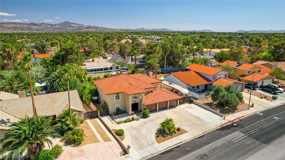 2905 High View Drive