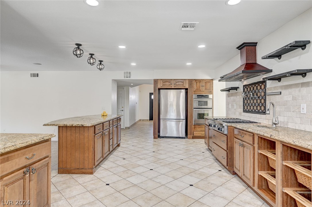 2905 High View Drive