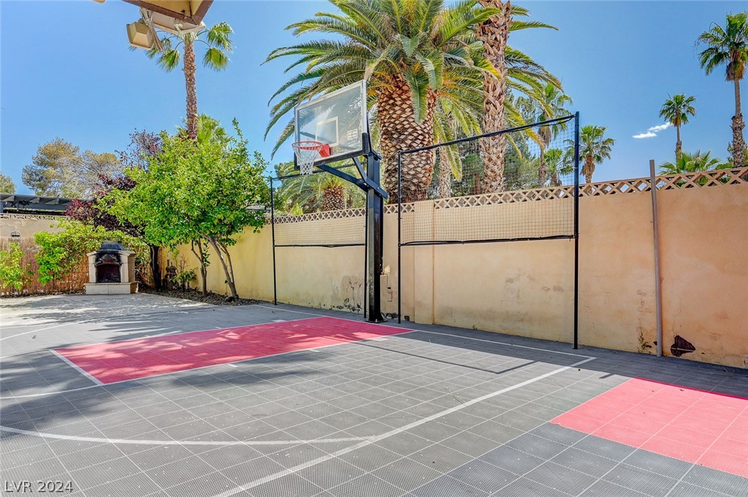 2905 High View Drive