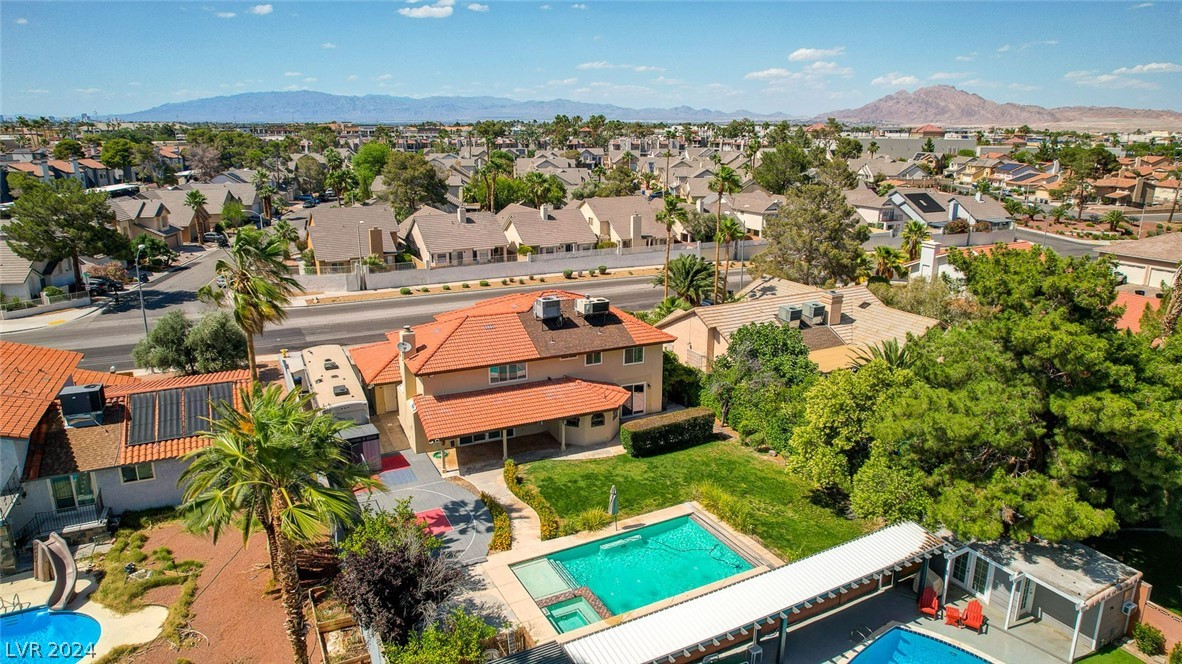2905 High View Drive