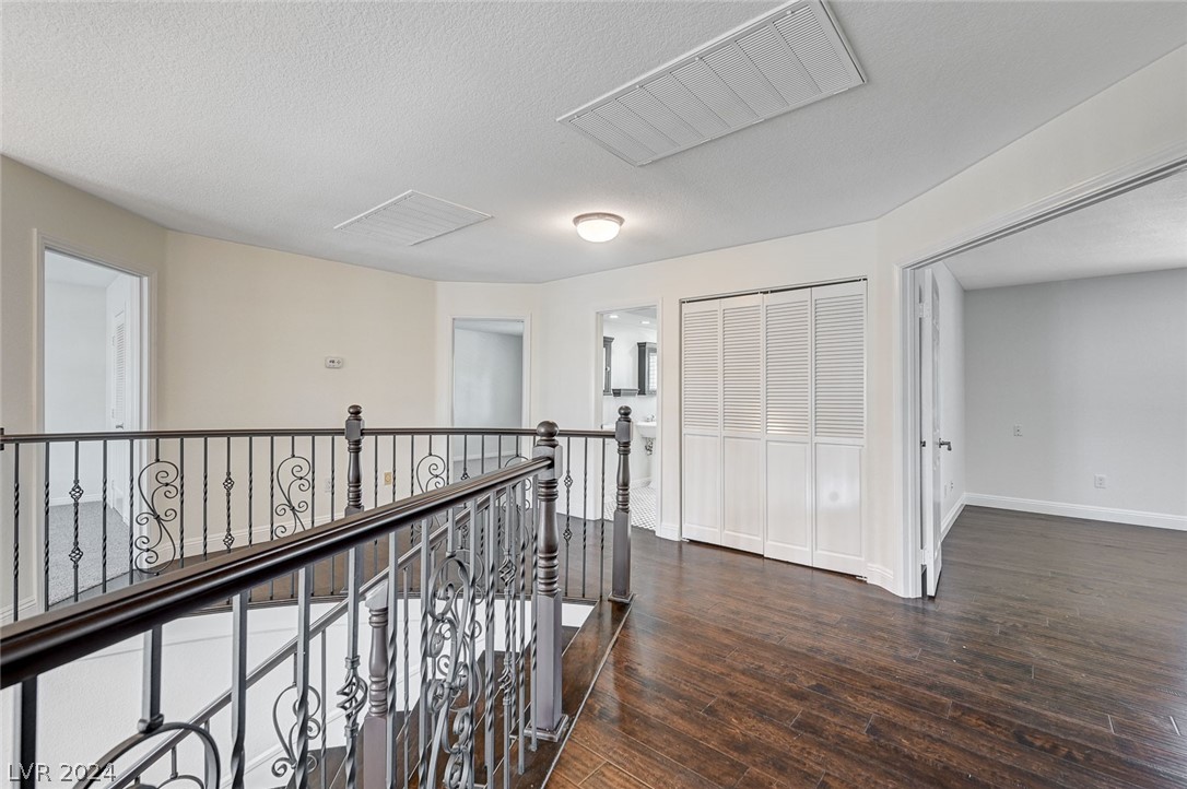 2905 High View Drive