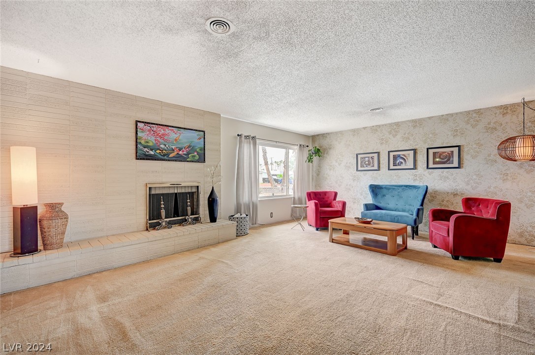 1646 Golden Arrow Drive