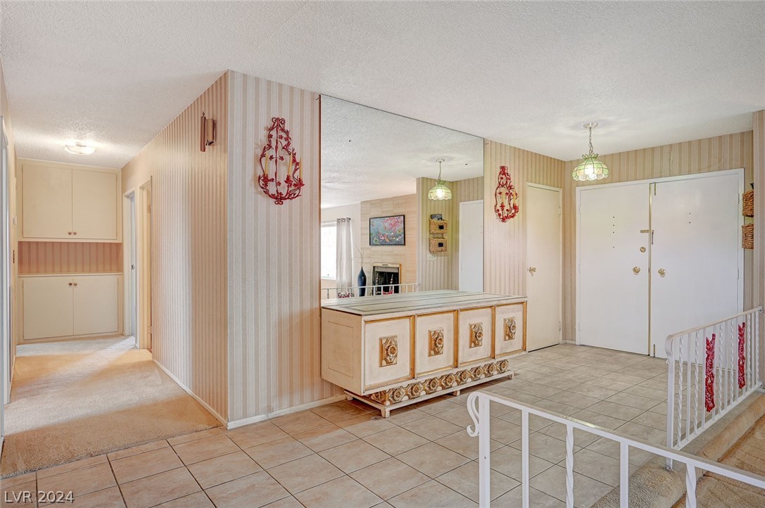 1646 Golden Arrow Drive