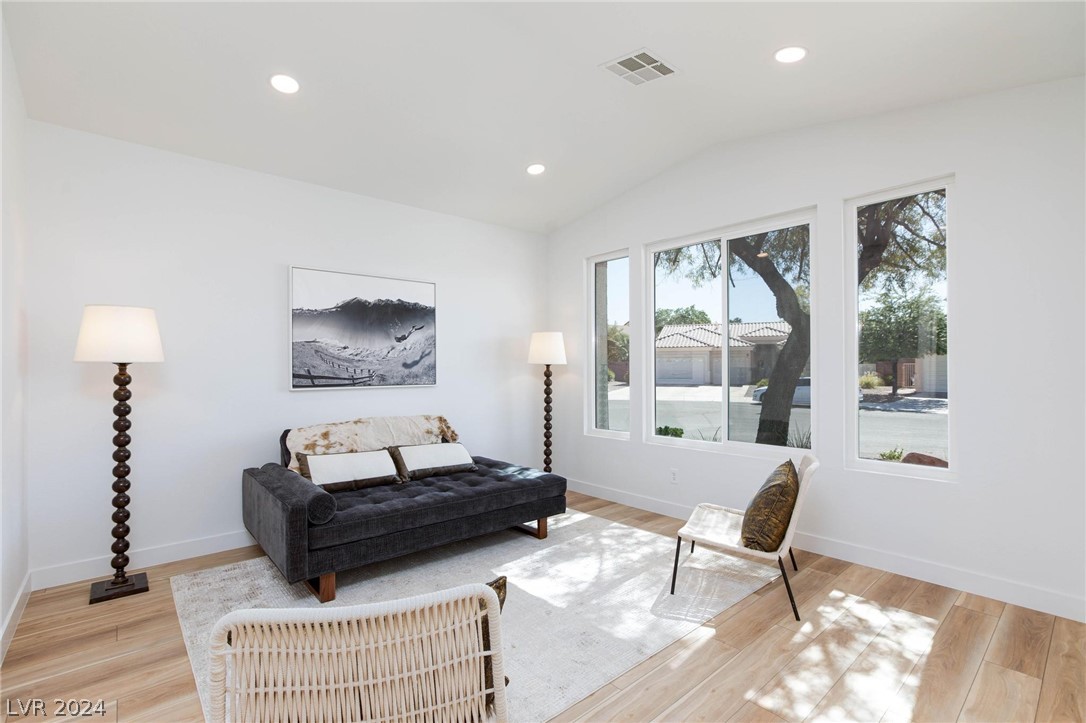 1174 Mirage Lake Street