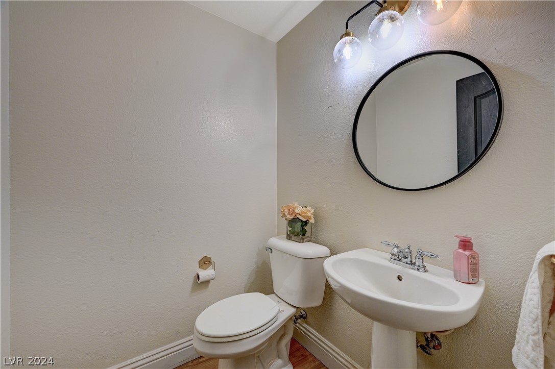 5725 French Lace Court