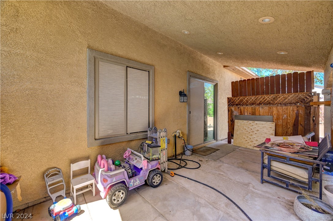 5725 French Lace Court