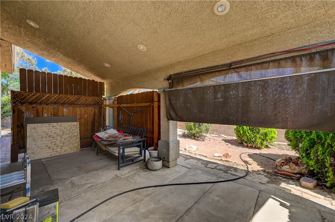 5725 French Lace Court