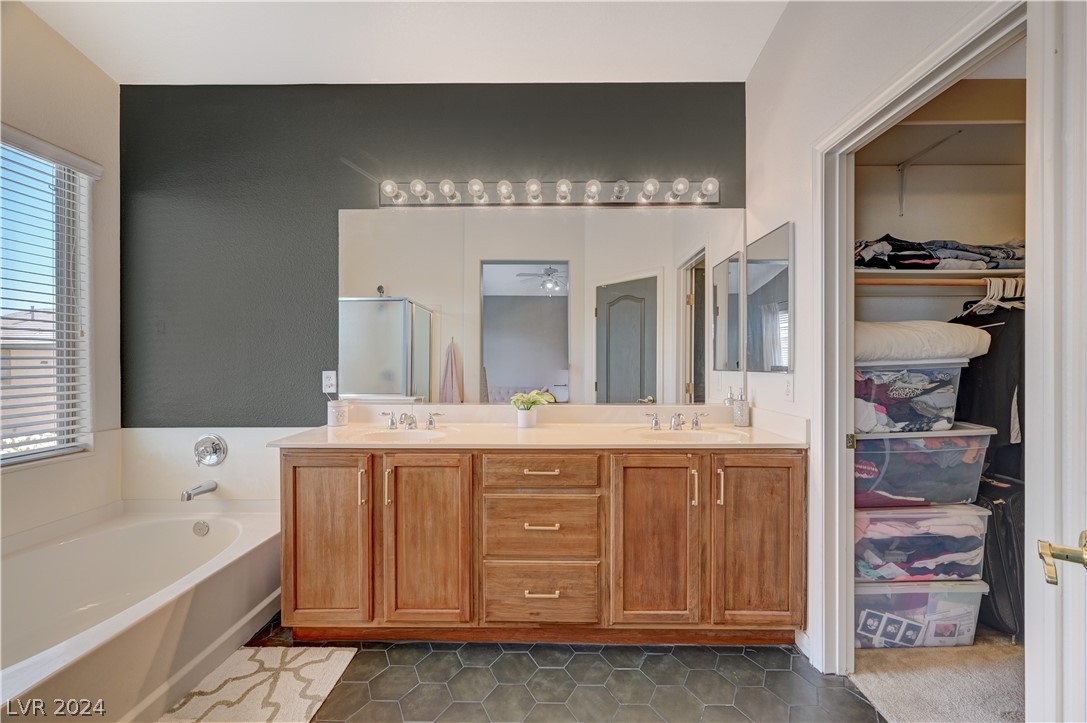 5725 French Lace Court