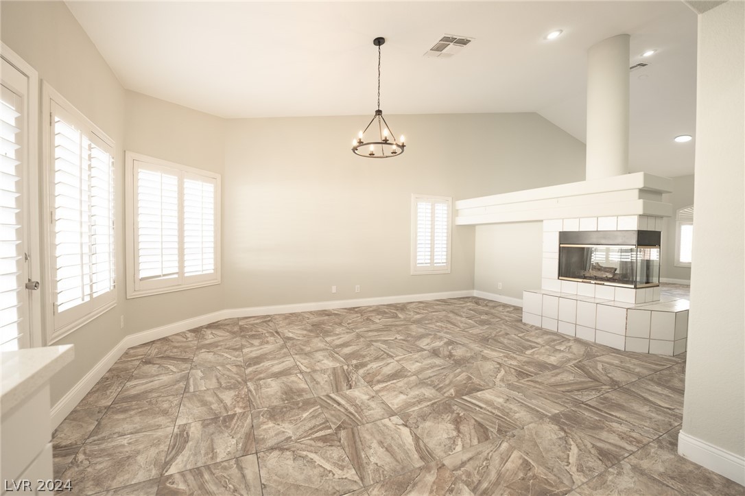 5728 Parrot Pointe Court
