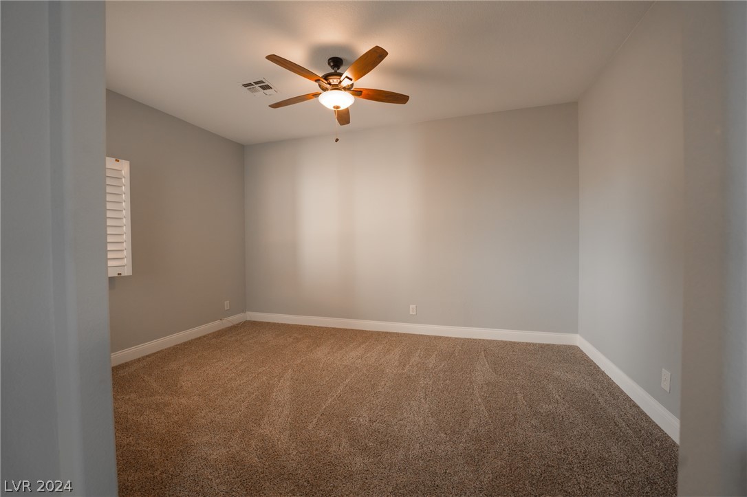 5728 Parrot Pointe Court
