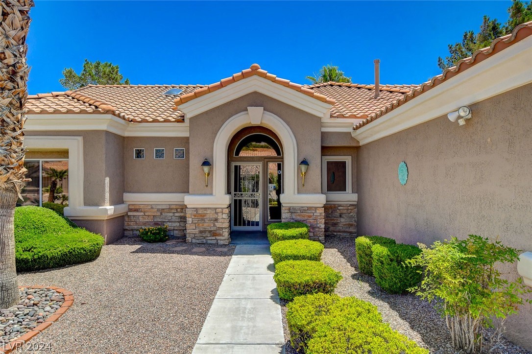 2932 Hawksdale Drive