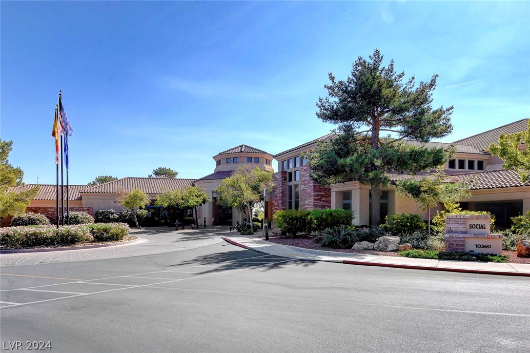 2932 Hawksdale Drive