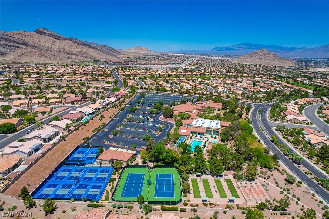 2932 Hawksdale Drive