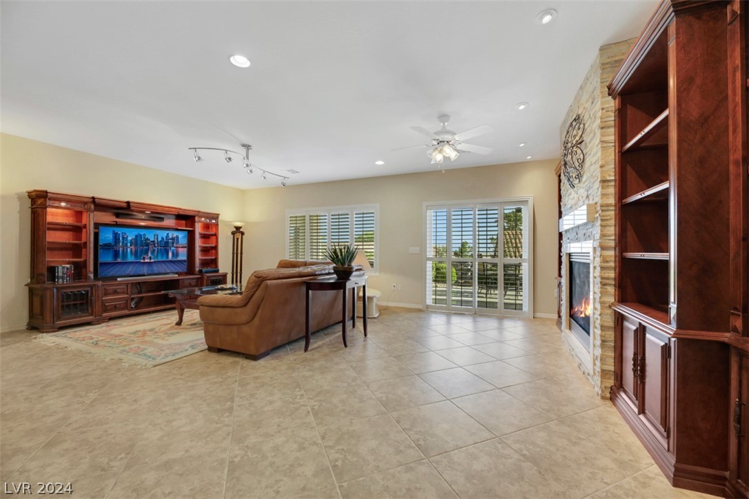 2440 Ozark Plateau Drive