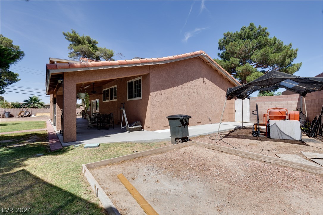 4929 Almagordo Street