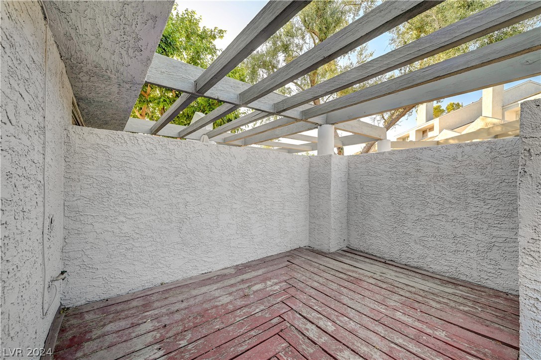 5543 Orchard Lane 0