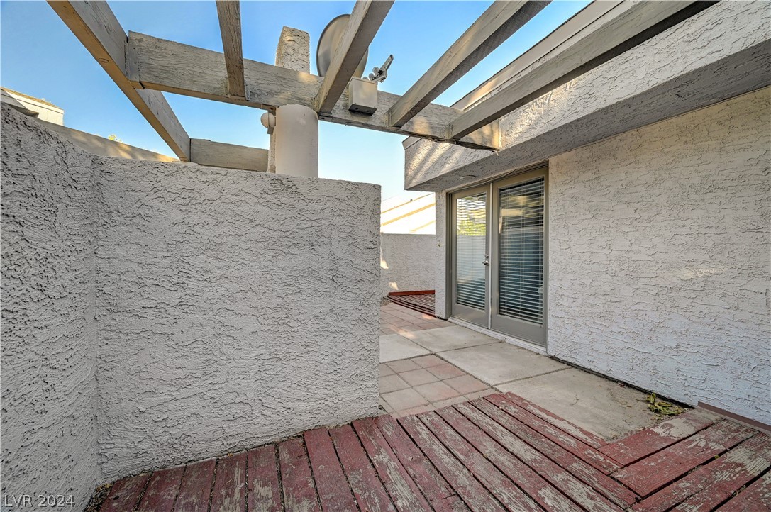 5543 Orchard Lane 0