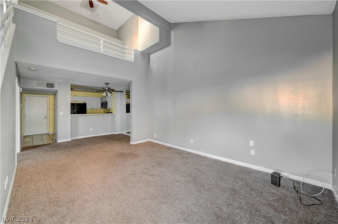 5543 Orchard Lane 0
