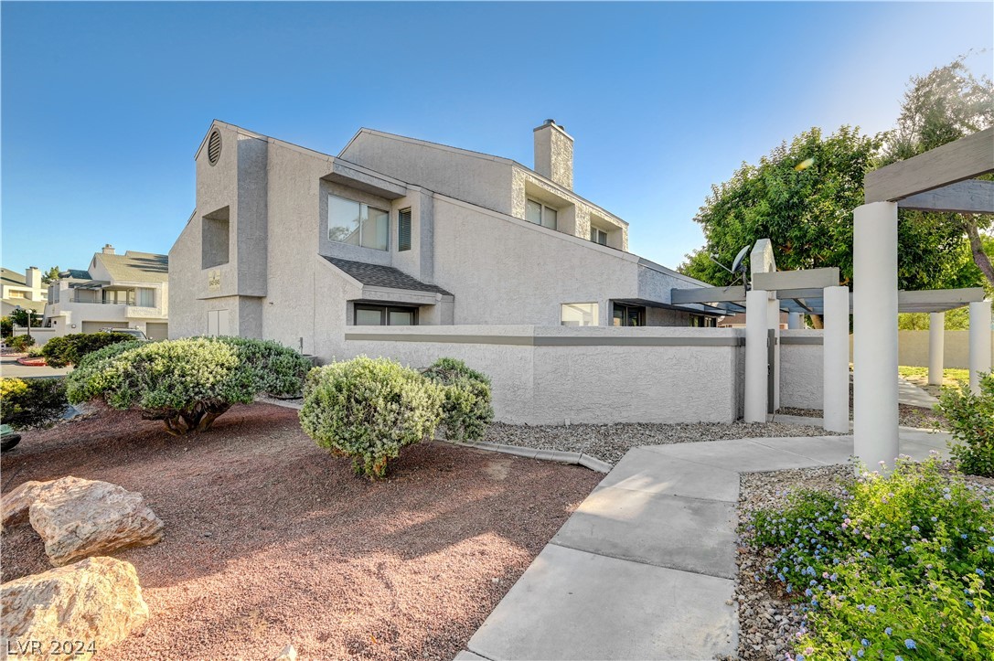 5543 Orchard Lane 0