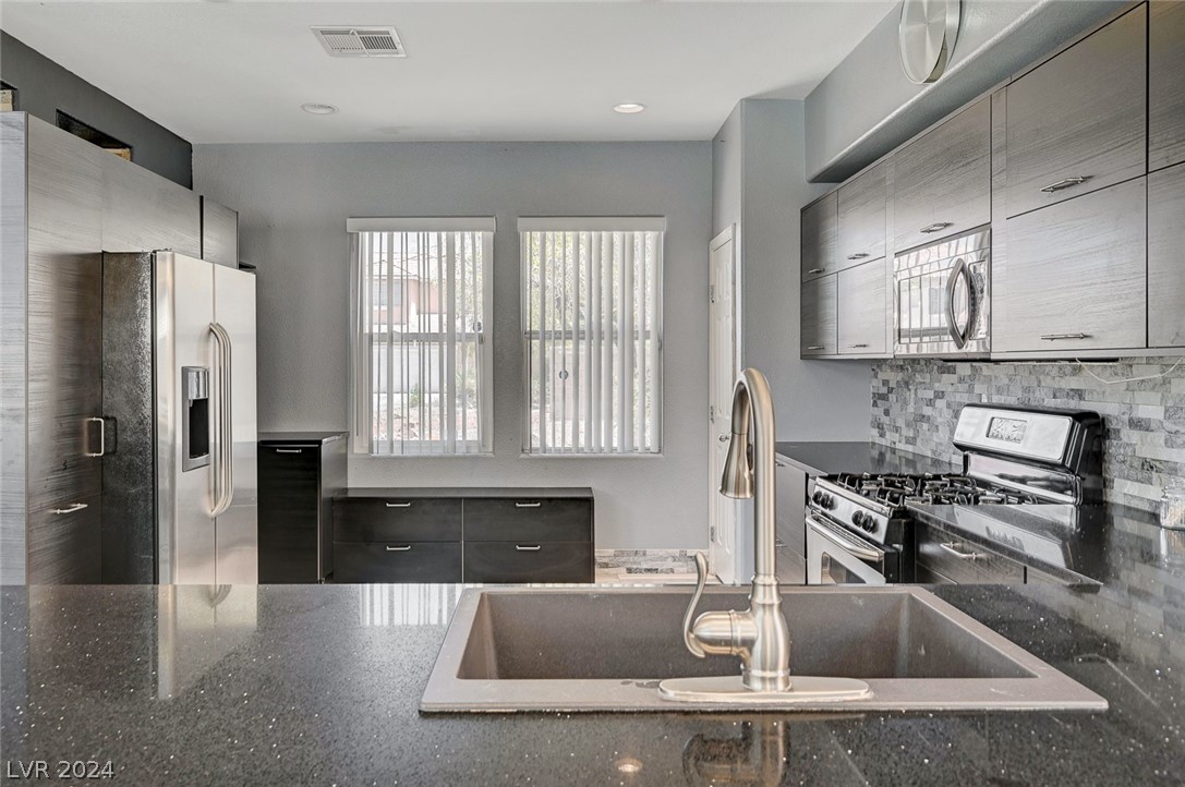 5223 Cardinal Flower Court
