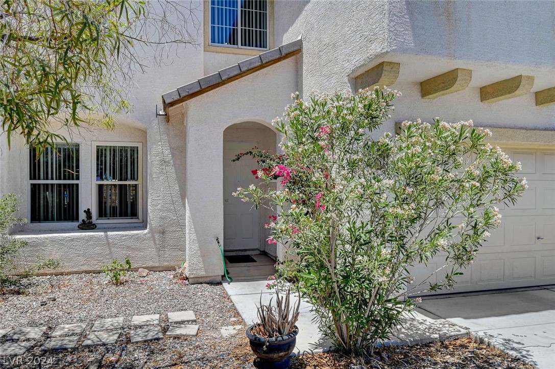 5223 Cardinal Flower Court