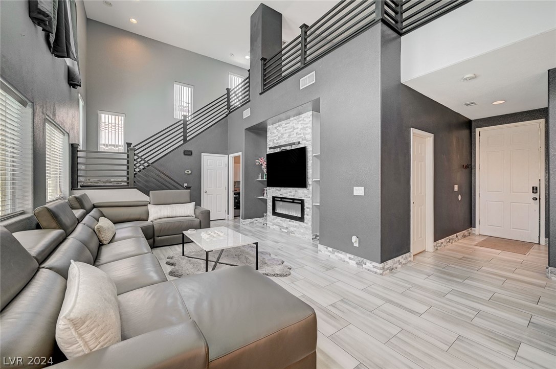 5223 Cardinal Flower Court