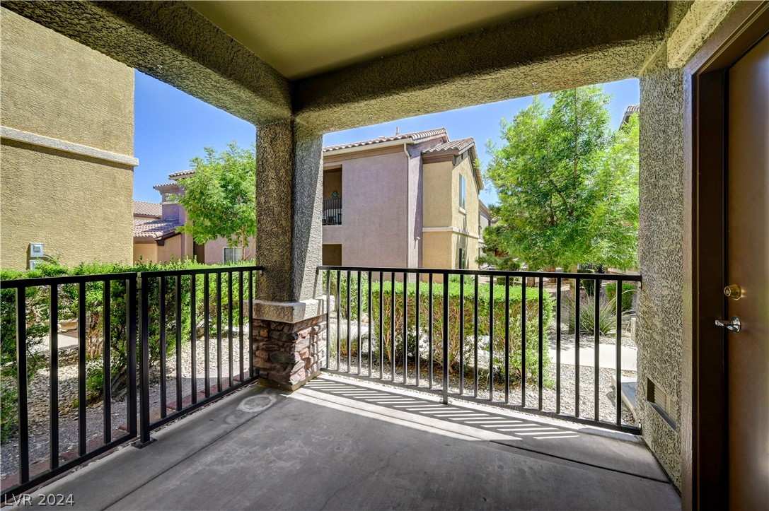 6868 Sky Pointe Drive 1115