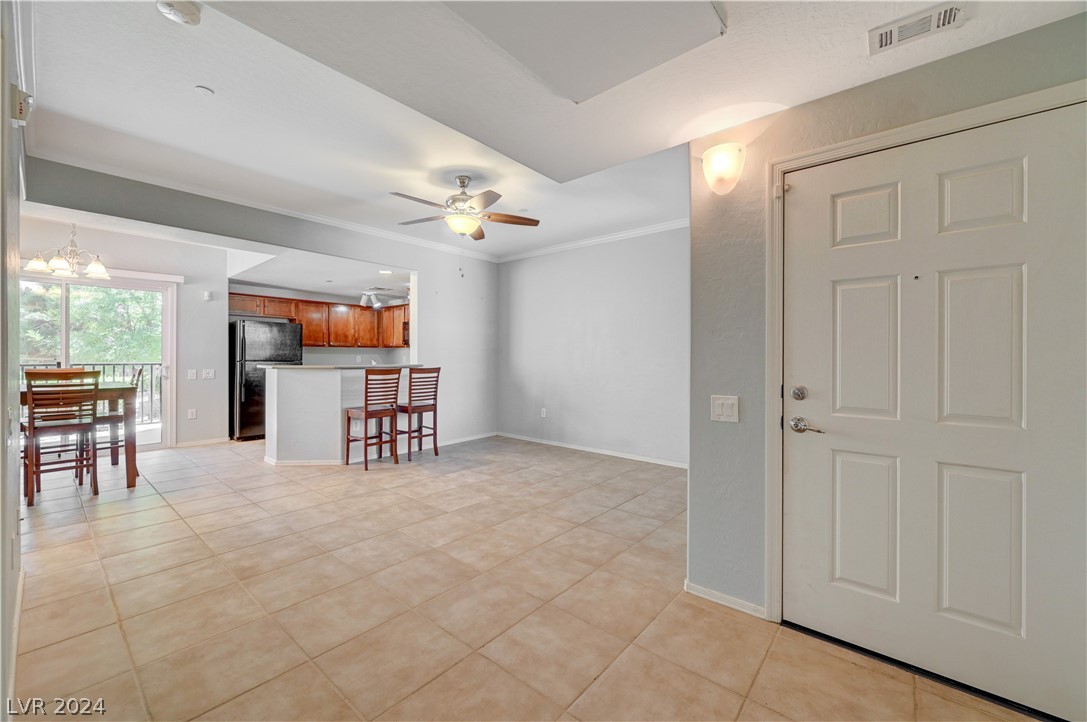 6868 Sky Pointe Drive 1115