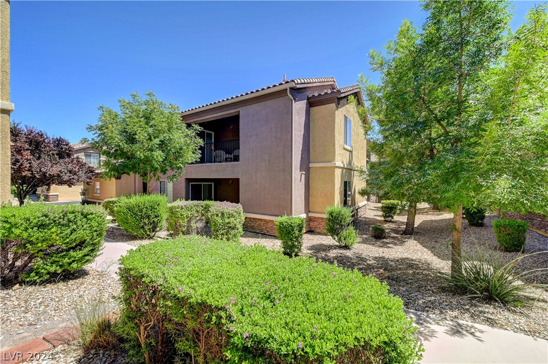 6868 Sky Pointe Drive 1115