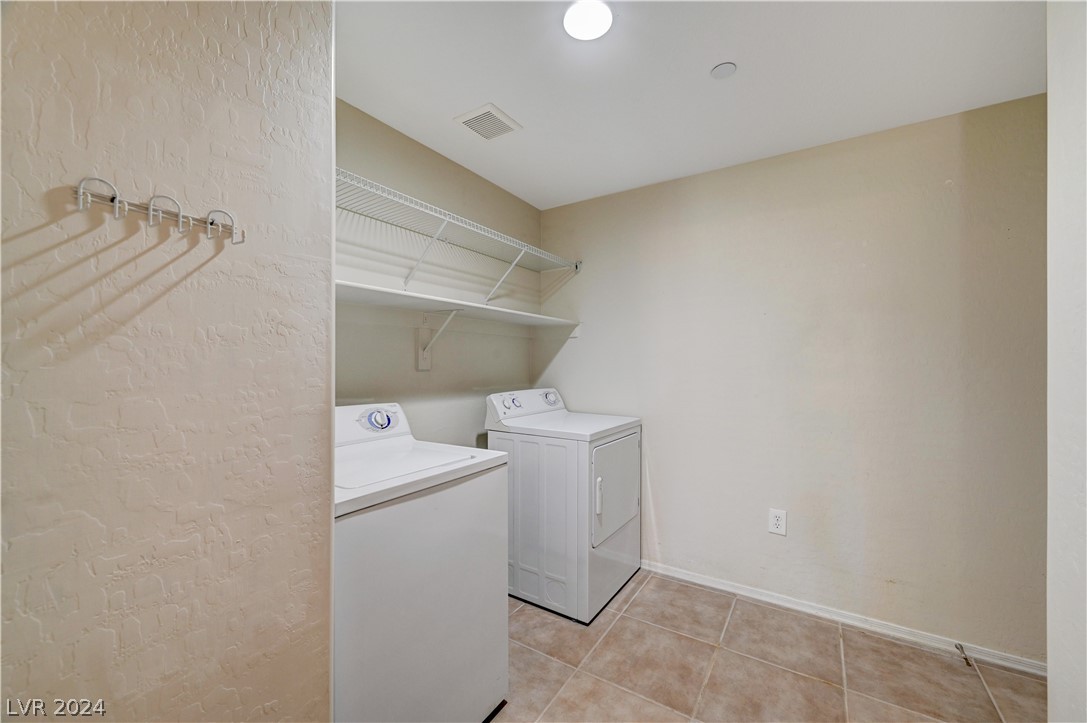 6868 Sky Pointe Drive 1115