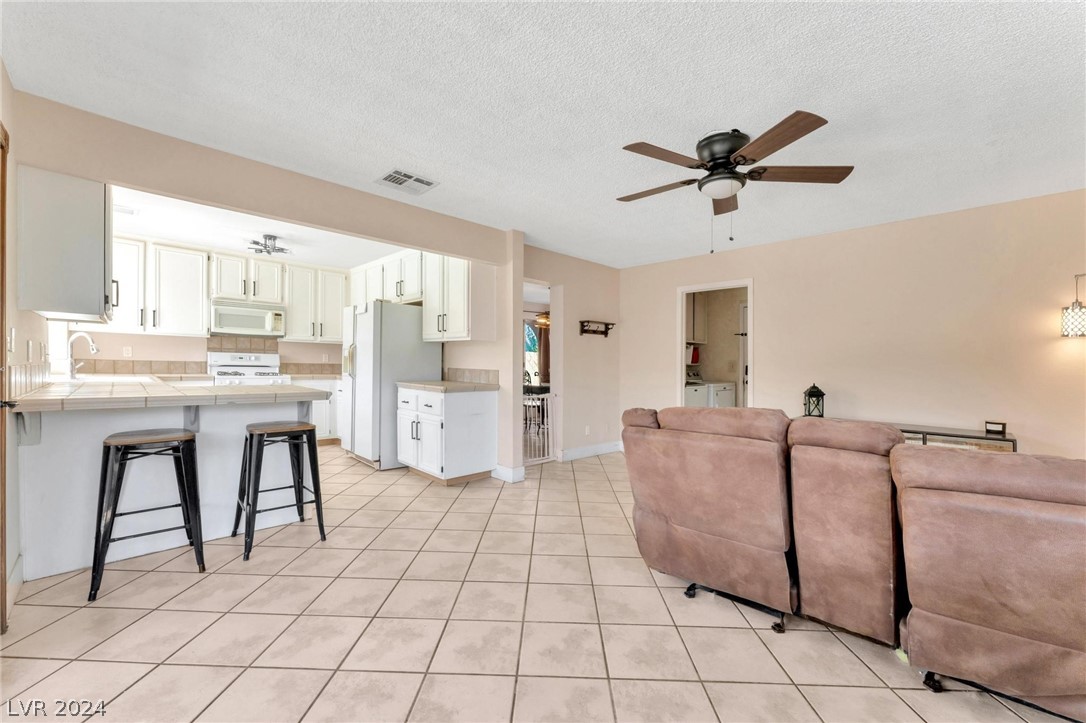 5373 Annie Oakley Drive